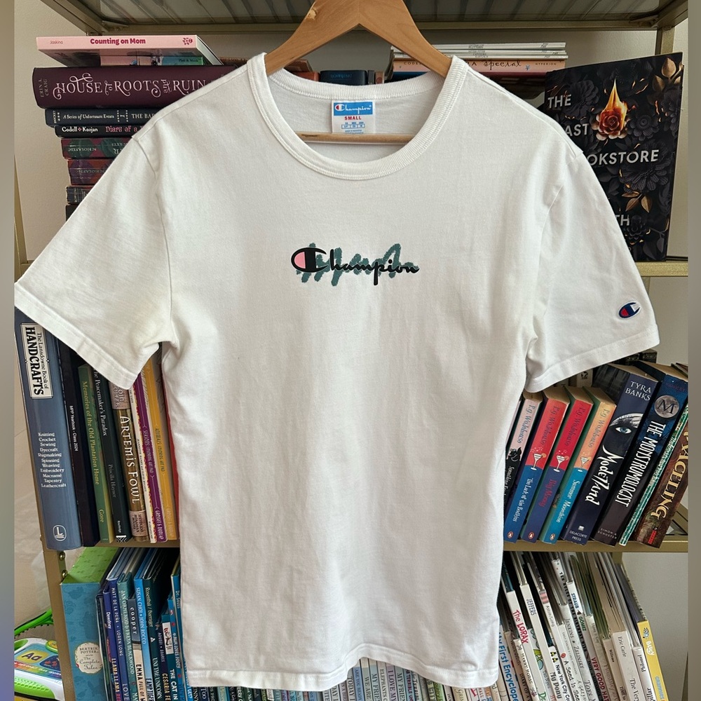 Champion White T-Shirt 👕